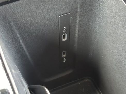 Used 2025 Volkswagen Tiguan SEL R-Line AWD/4WD image 25