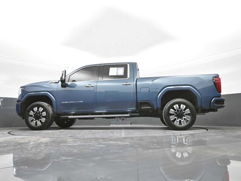 Used 2024 GMC Sierra 2500 Denali w/ Denali Reserve Package image 38