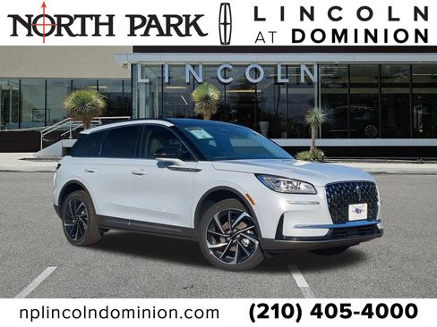 New 2026 Lincoln Corsair Reserve FWD image 1