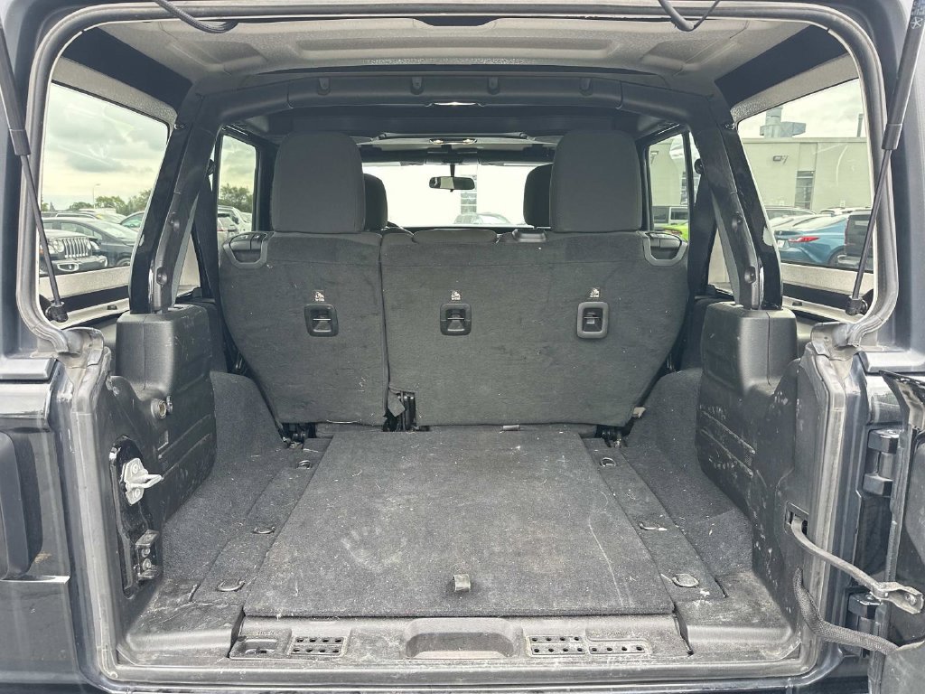 Used 2019 Jeep Wrangler Unlimited Sport AWD/4WD image 10