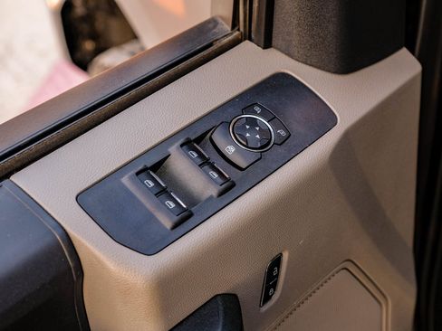 Used 2022 Ford F350 XL w/ STX Appearance Package image 40