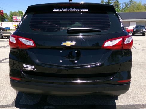 Used 2021 Chevrolet Equinox LS FWD image 6