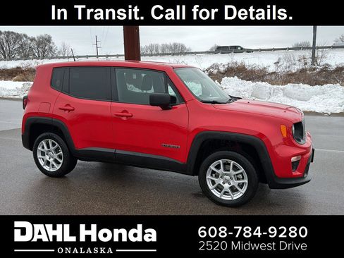 Used 2023 Jeep Renegade Latitude image 1
