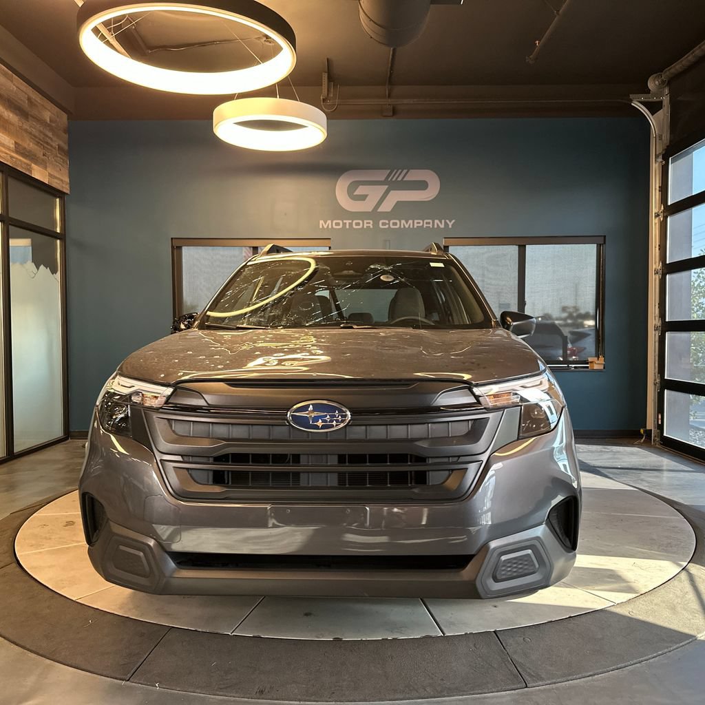 Used 2025 Subaru Forester AWD/4WD image 8