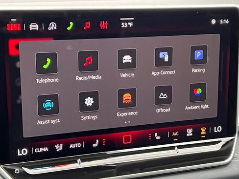 New 2026 Volkswagen Tiguan SE AWD/4WD image 27