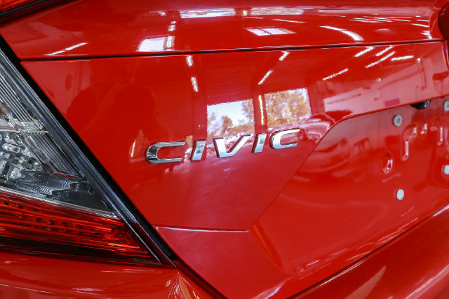 Used 2019 Honda Civic LX image 9