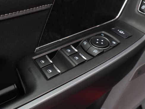 Used 2025 Ford F350 XLT w/ Black Appearance Package AWD/4WD image 42
