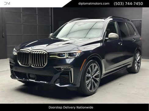 Used 2021 BMW X7 M50i AWD/4WD image 1