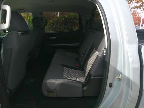 Used 2019 Toyota Tundra SR5 image 29