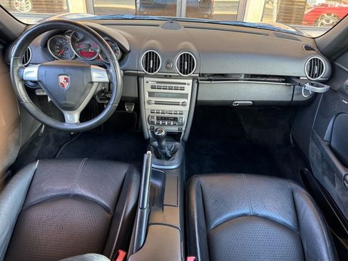 Used 2005 Porsche Boxster Base image 4