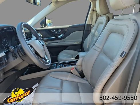 Used 2021 Lincoln Corsair AWD image 6