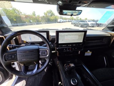 Used 2025 GMC Hummer EV 2X AWD/4WD image 5