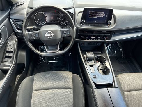 Used 2025 Nissan Rogue SV FWD image 23