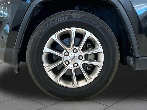 Used 2014 Jeep Grand Cherokee Laredo w/ Quick Order Package 23E RWD image 10