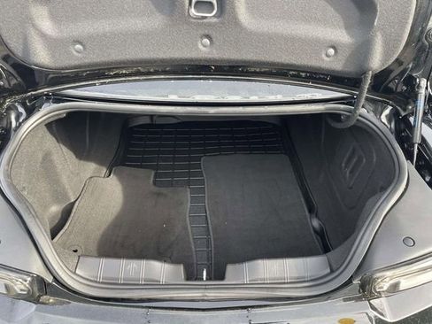Used 2020 Chevrolet Camaro SS RWD image 8