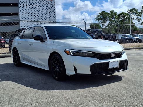Used 2026 Honda Civic Sport image 2