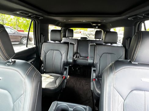 Used 2023 Ford Expedition Max Platinum image 23