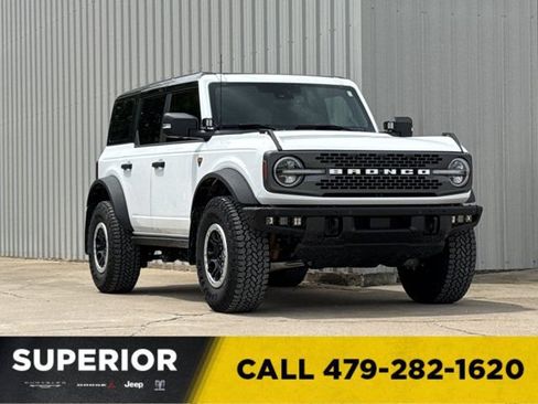 Used 2025 Ford Bronco Badlands AWD/4WD image 1