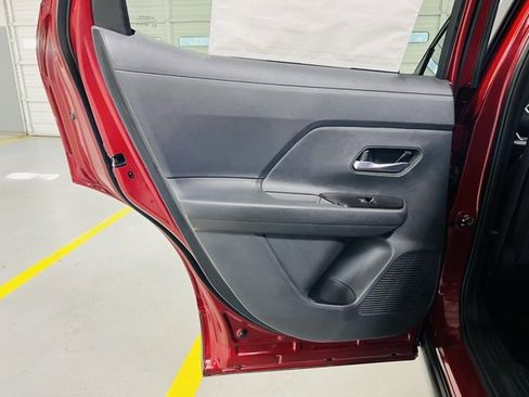 New 2026 Nissan Kicks SV image 25