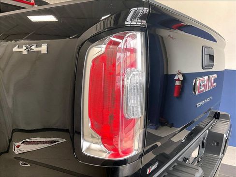 Used 2022 GMC Canyon Elevation w/ Trailering Package AWD/4WD image 34
