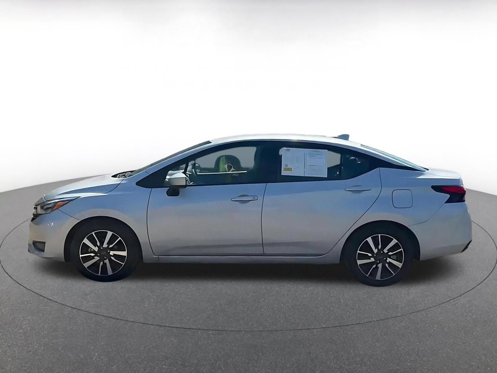 Used 2025 Nissan Versa SV FWD image 8