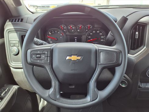 New 2026 Chevrolet Silverado 1500 Custom w/ LPO, Dark Essentials Package RWD image 17