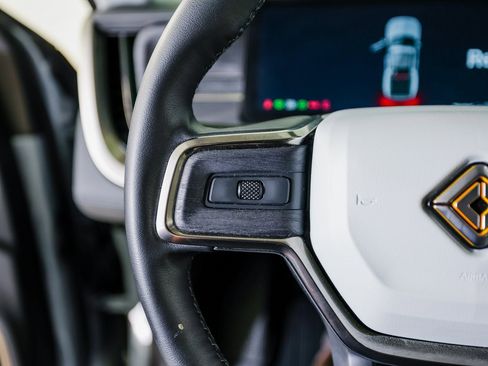 Used 2025 Rivian R1T Adventure image 17