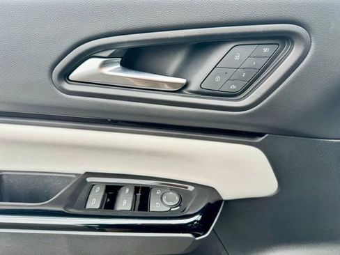 Used 2024 Honda Prologue Touring image 16