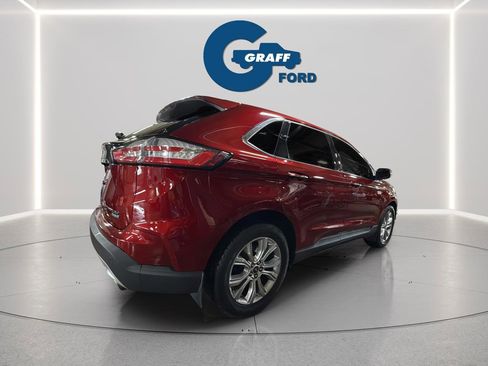 Used 2019 Ford Edge Titanium w/ Cold Weather Package AWD/4WD image 8