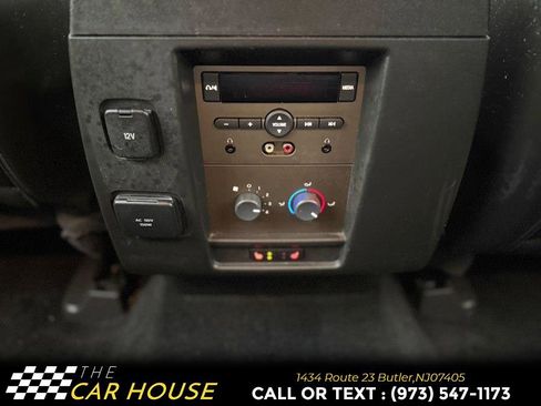 Used 2013 Lincoln Navigator L 4WD image 28