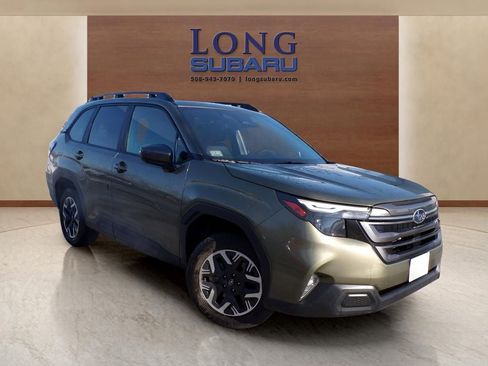 Used 2026 Subaru Forester Premium AWD/4WD image 5