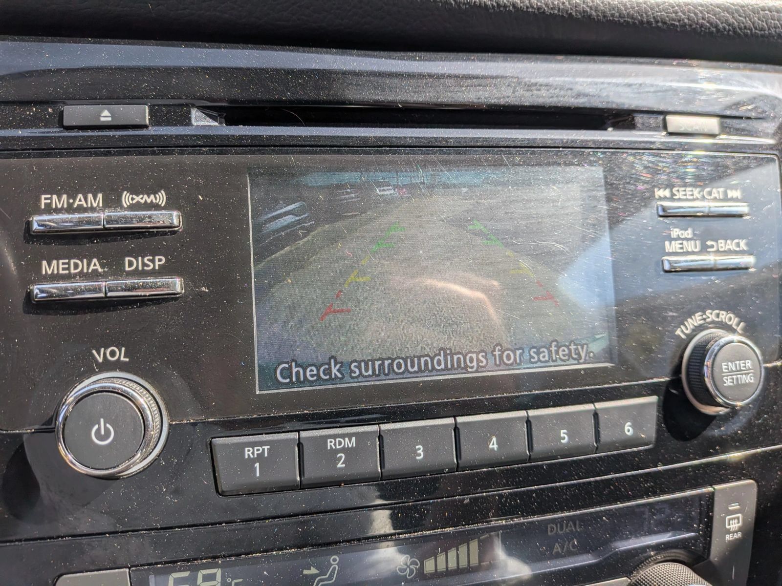 Used 2017 Nissan Rogue SV AWD/4WD image 48