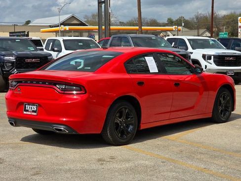 Used 2022 Dodge Charger SXT image 6
