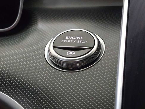 Used 2023 Mercedes-Benz C 300 C 300 image 34