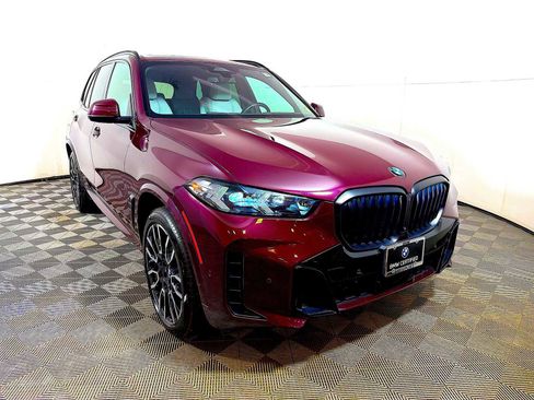 Certified 2024 BMW X5 xDrive40i w/ M Sport Package image 2