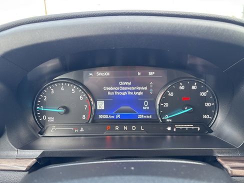 Used 2023 Ford Explorer Limited w/ Limited Technology Package image 16