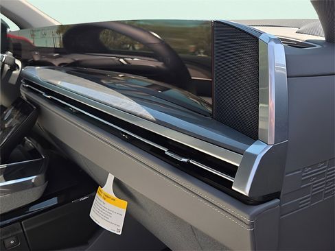 New 2026 Cadillac Escalade IQ Luxury 1 w/ LPO, Floor Liner Package image 13