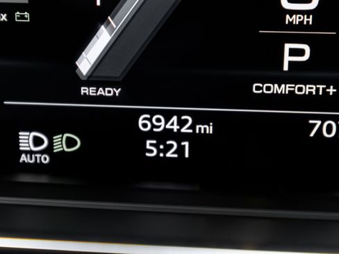 Used 2023 Audi S8 4.0T quattro image 15