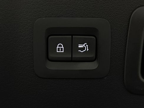 Used 2025 MAZDA CX-70 Plug-In Hybrid w/ Premium Plus image 6