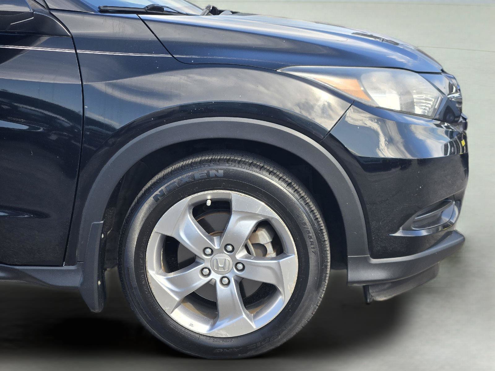 Used 2016 Honda HR-V LX image 8