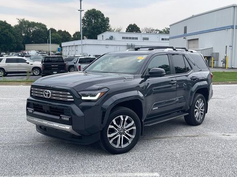 Used 2025 Toyota 4Runner Limited AWD/4WD image 1