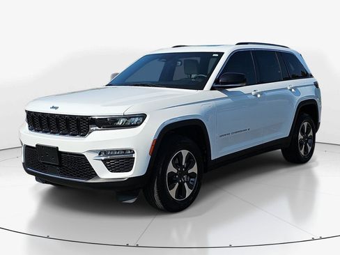 Used 2022 Jeep Grand Cherokee Limited 4xe AWD/4WD image 8
