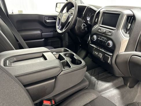 Certified 2025 Chevrolet Silverado 1500 Custom AWD/4WD image 25