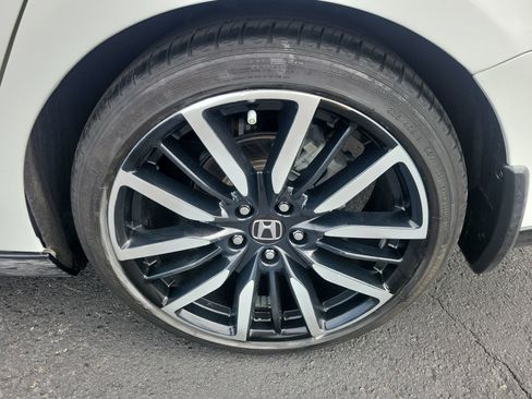 Used 2023 Honda Accord Touring image 33
