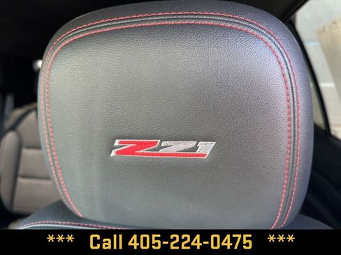 Used 2024 Chevrolet Traverse Z71 w/ Enhanced Driving Package AWD/4WD image 32