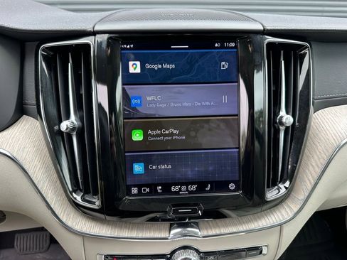 Used 2023 Volvo XC60 B5 Ultimate w/ Protection Package Premier image 28