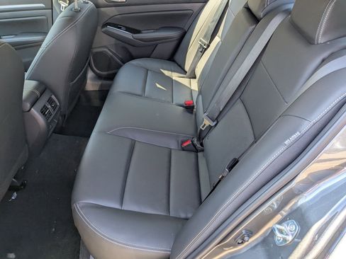 New 2025 Nissan Altima 2.5 SL image 15