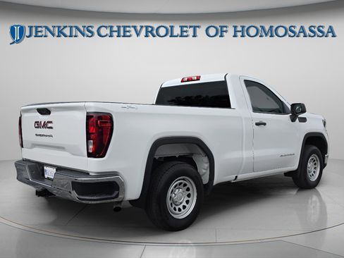 Certified 2024 GMC Sierra 1500 Pro w/ Pro Value Package AWD/4WD image 4