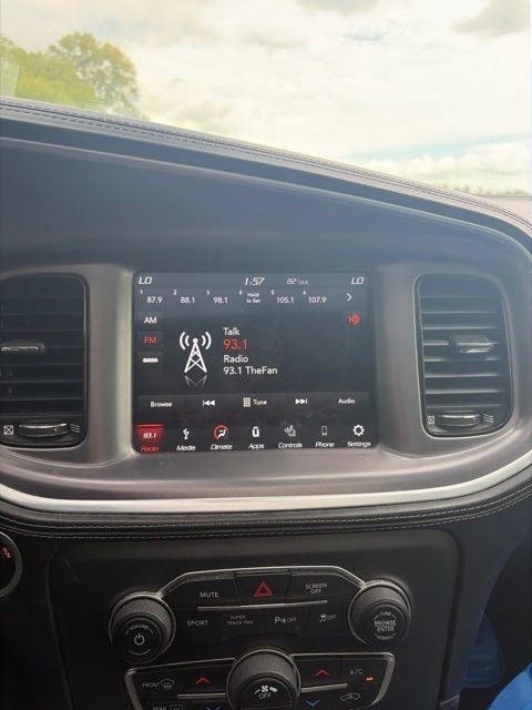 Used 2019 Dodge Charger SXT w/ Plus Group AWD/4WD image 15