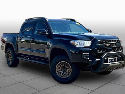 Used 2023 Toyota Tacoma 4x4 Double Cab w/ Trail Edition image 3